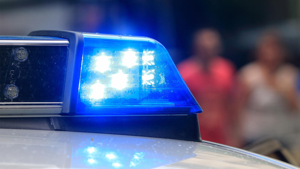 Schneller als die Polizei erlaubt Schneller als die Polizei erlaubt