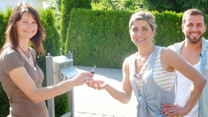 Panagiota Petridou für Retter im Einsatz! Panagiota Petridou in den neuen Folgen von "Biete Rostlaube, suche Traumauto".
