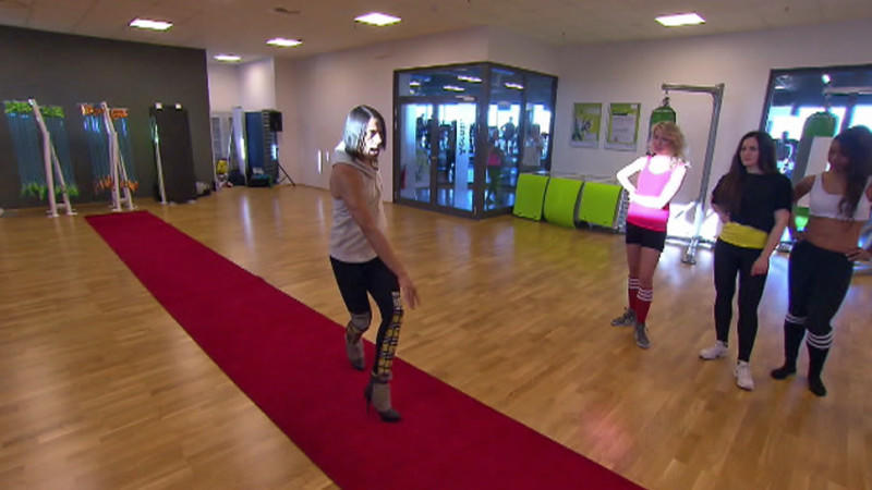 Chicas Walk Academy Chicas Walk Academy