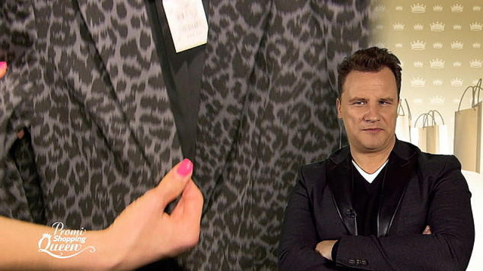 Promi Shopping Queen: Kommt es zwischen Julian und Nadine zum großen Knall? Promi Shopping Queen: Den Leo-Blazer findet Guido nicht ganz optimal