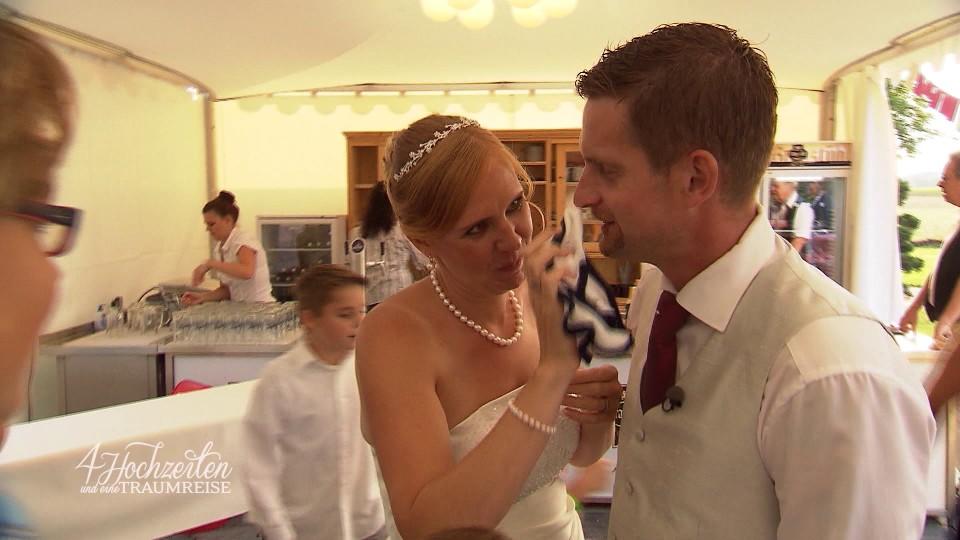 4 Hochzeiten und eine Traumreise - Finale: Nicoles Spielchen mag nicht jeder 4 Hochzeiten Finale Nicole