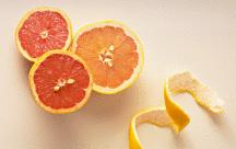 Gefährliche Mischung: Diese Lebensmittel und Medikamente Grapefruitsaft und Medikamente