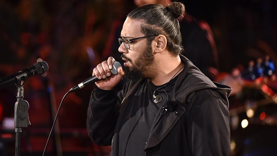 Sing meinen Song: Samy Deluxe sorgt mit "Kristallnacht" für Gänsehaut Sing meinen Song 2016: Samy Deluxe flasht mit seiner Rap-Version von "Kristallnaach"