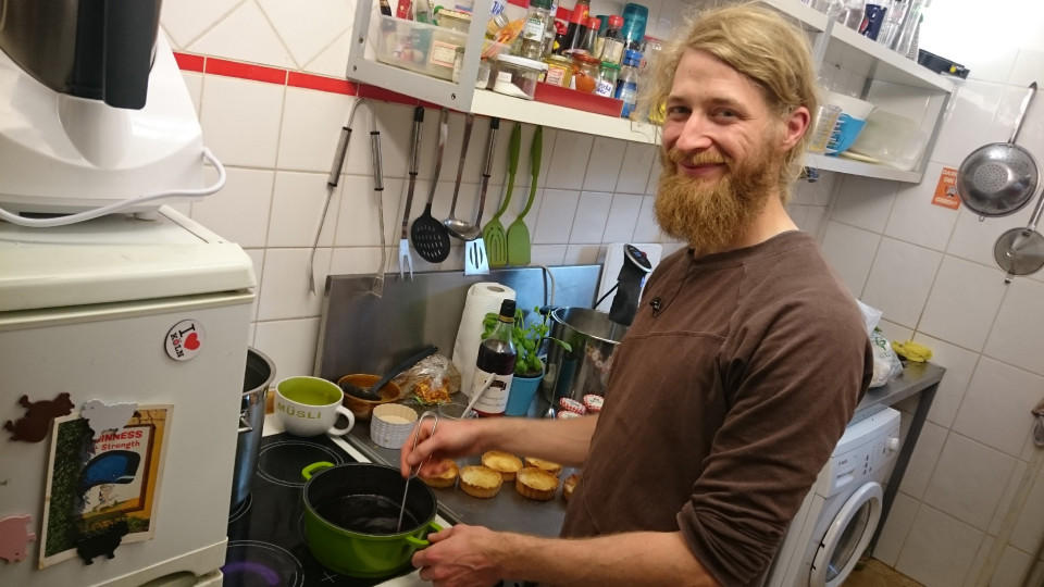 Das perfekte Dinner: Zielstrebig und Selbstsicher zum "perfekten Dinner" Peter kocht für "Ruhm und Ehre"