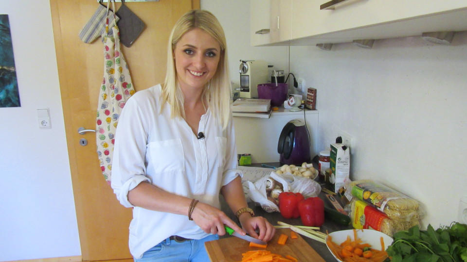 Das perfekte Dinner: Diese Kandidatin fürchtet sich vor Schnellkochtöpfen Christina ist ehrgeizig
