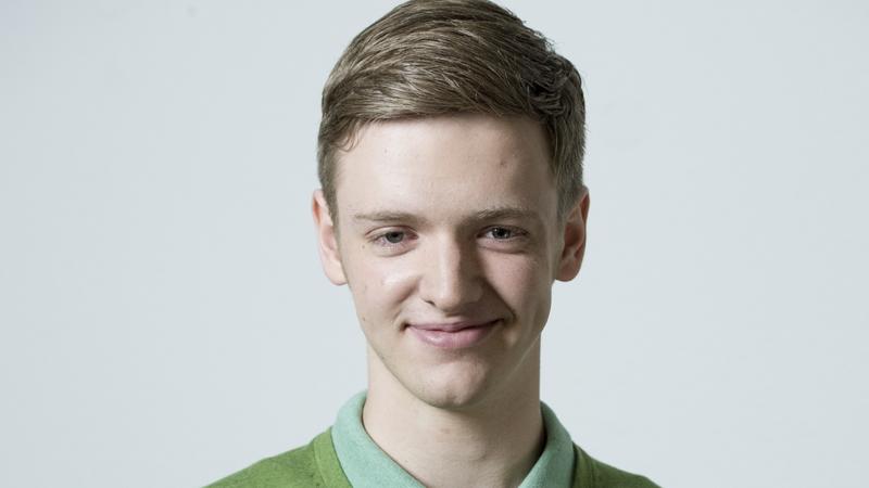 Club der roten Bänder: Timur Bartels spielt Alex Breidtbach Club der roten Bänder: Alex Breidtbach (Timur Bartels)