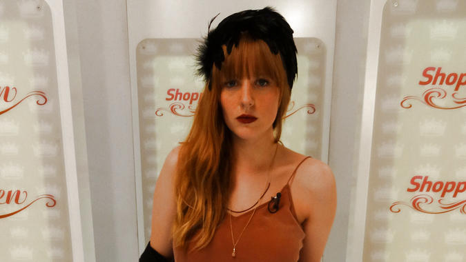 Shopping Queen: Charlie präsentiert ihren Look für ein Swing-Konzert von Michael Bublé Charlies Look für ein Swing-Konzert