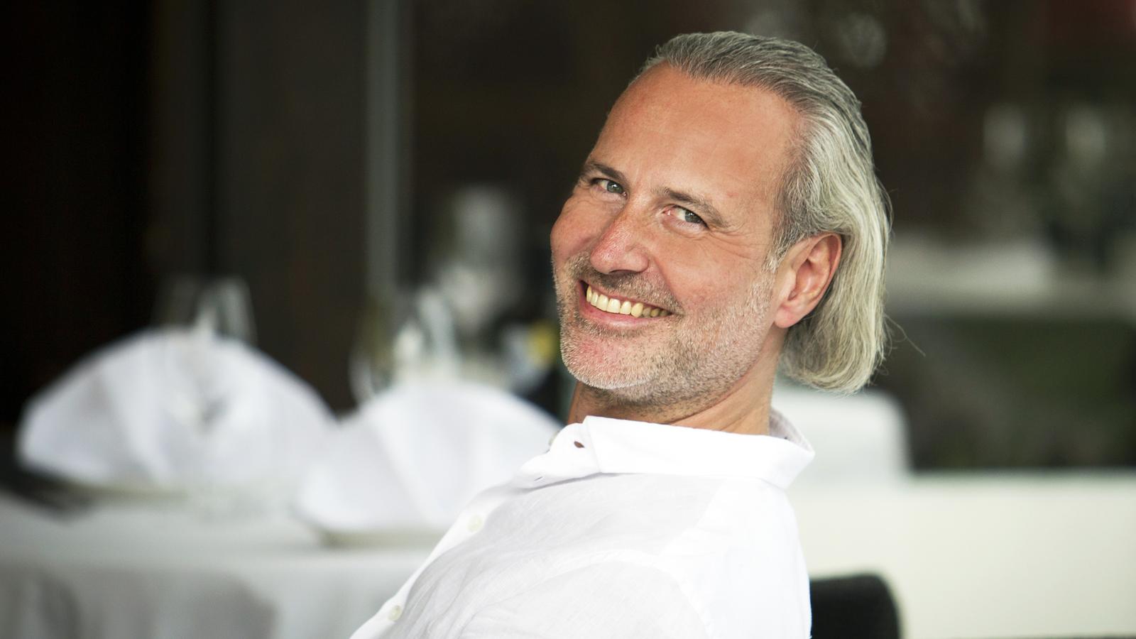 Kitchen Impossible 2017: Holger Bodendorf tritt gegen Tim Mälzer im Koch-Duell an Holger Bodendorf tritt gegen Tim Mälzer im Koch-Duell "Kitchen Impossible" an.
