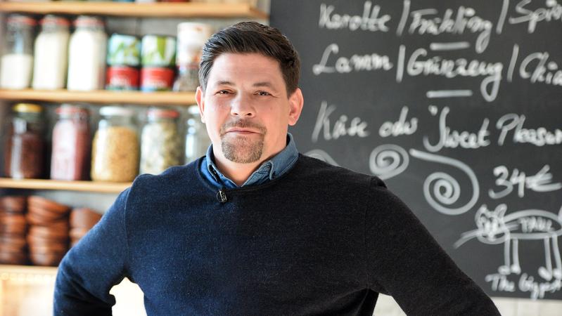 Kitchen Impossible 2017: Fernsehkoch Tim Mälzer fordert erneut zum Duell heraus Tim Mälzer