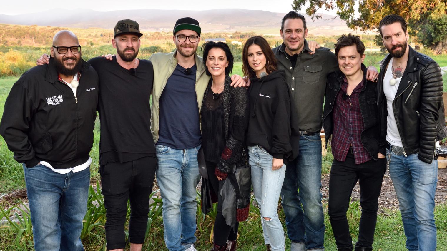 Sing meinen Song 2017: Das Weihnachtskonzert und die fünfte Tauschkonzert-Staffel stehen an V.l.: Moses Pelham, Gentleman, Mark Forster, Stefanie Kloß, Lena Meyer-Landrut, Sascha Vollmer, Michael Patrick Kelly und Alec Völkel.