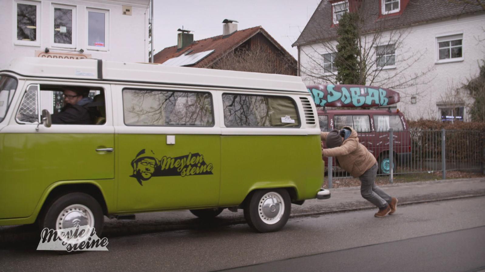 Meylensteine 2017: Gregor Meyles VW-Bus springt nicht mehr an Meylensteine 2017 Sportfreunde Stiller