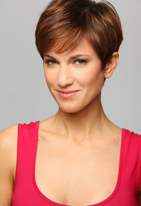 Isabell horn single