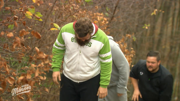 Andreas: "Ich kotze gleich! Das ist krank!" Andreas: "Ich kotze gleich! Das ist krank!"